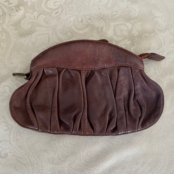 Linea Pelle Gillian Clutch/Wristlet, Dark Brown Leather - Picture 4 of 9